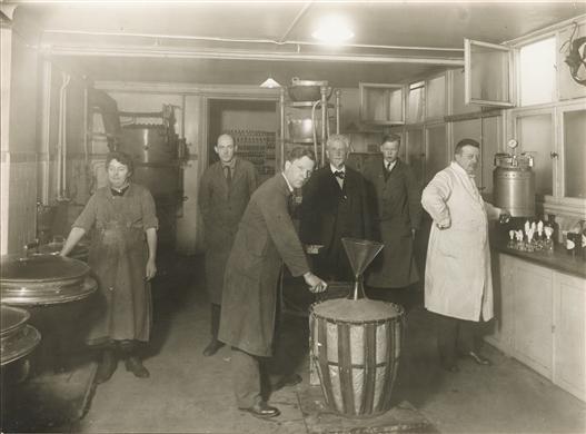 Verksamhet i laboratorium.