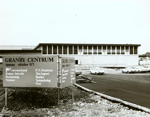 Uppsala, 1971, Gränby centrum där ICA Kvantum skall byggas.