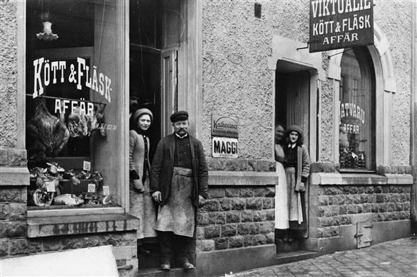 Stockholm, 1915-30 ca, viktualie-, kött- & fläskaffär, exteriör.